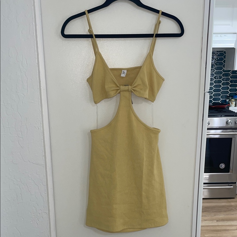 NWT Hey Babe Stylish Yellow Ribbed Cut-Out Mini Dress | S